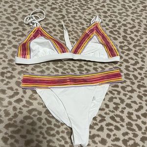 Beach Bunny Bikni NWOT